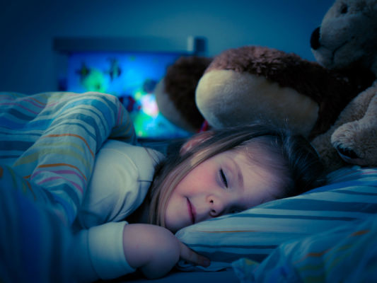 kako pomoći detetu da zaspi i kvalitetnije spava | porodica, vaspitavanje dece, zdravlje i prevencija, magazin